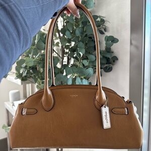 Coach Tan Leather Shoulder Bag